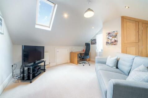 Bedroom 2.jpg