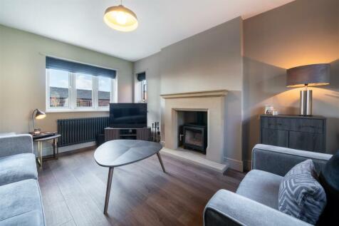 Living Room.jpg
