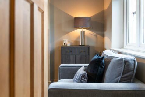 Living Room-4.jpg
