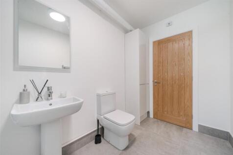 Bathroom-2.jpg