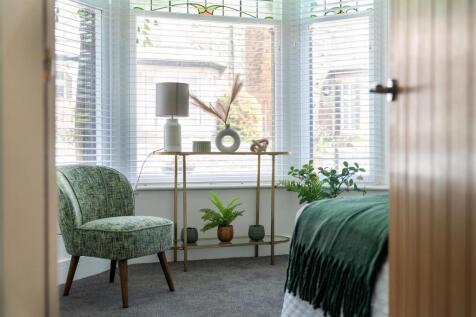 Bedroom1-5.jpg