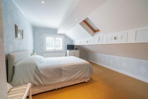 Bedroom 1-4.jpg
