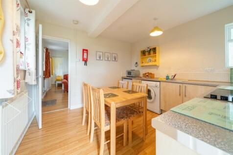 Holiday let-3.jpg