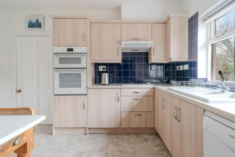 Kitchen-4.jpg