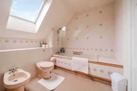 Bathroom-2.jpg