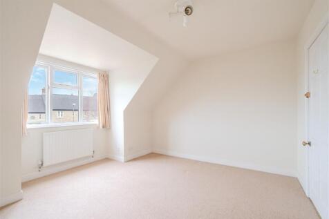 Bedroom 3-2.jpg
