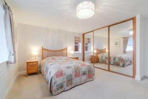 Bedroom 5-2.jpg