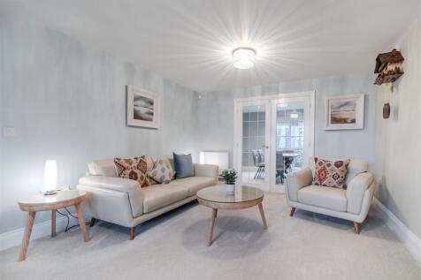 Living Room-2.jpg