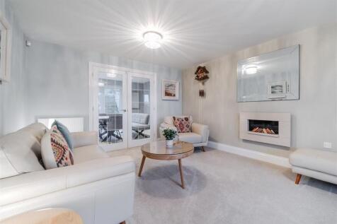 Living Room.jpg