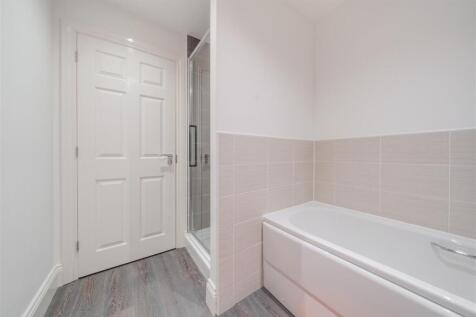 Bathroom-3.jpg