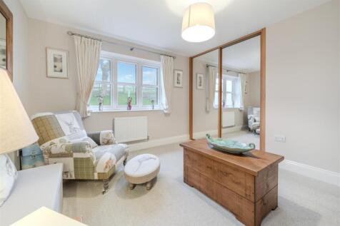 Bedroom 4-3.jpg