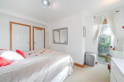 Bedroom 2-4.jpg
