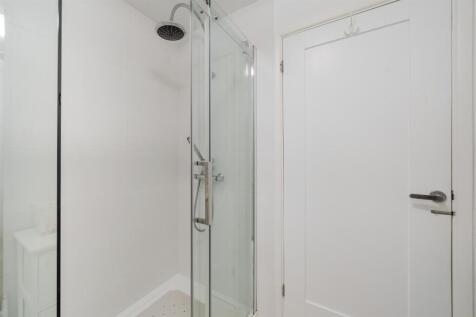 Bathroom-2.jpg