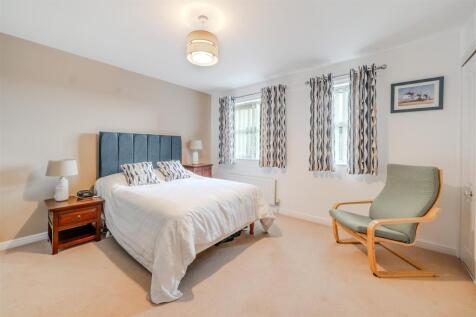Bedroom 2.jpg