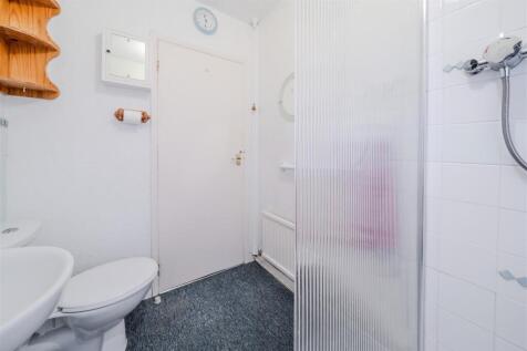 Bathroom-2.jpg