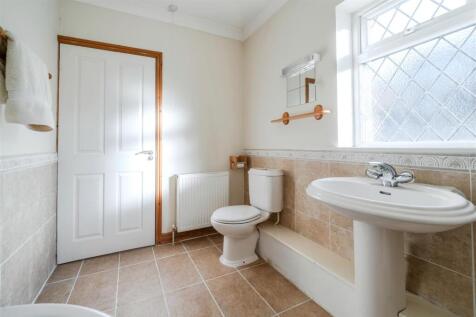 Bathroom-2.jpg