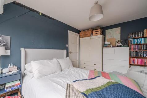 Bedroom 2-3.jpg