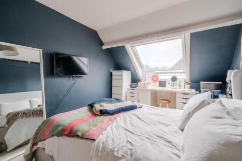 Bedroom 2.jpg