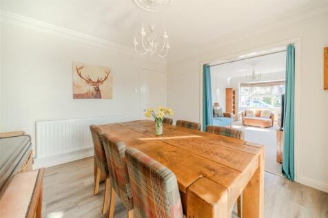 Dining Room-2.jpg