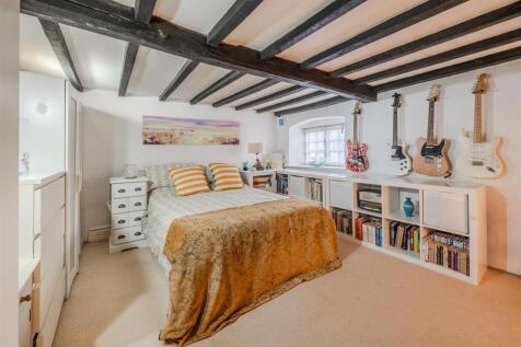 Bedroom 2.jpg