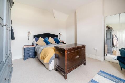 Bedroom 4.jpg