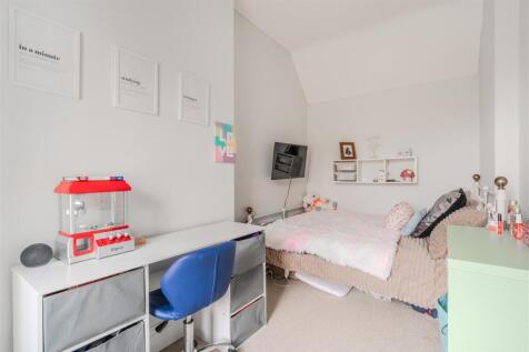 Bedroom 3.jpg