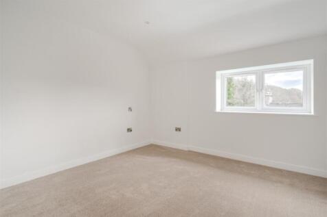 Bedroom 2-3.jpg