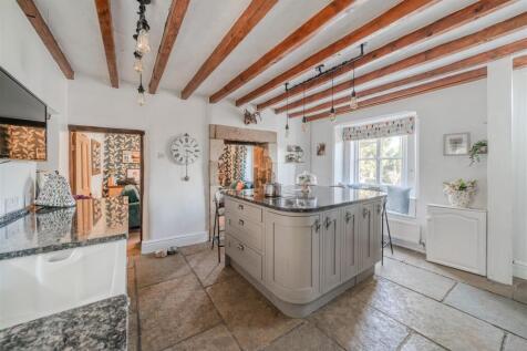 Kitchen.jpg