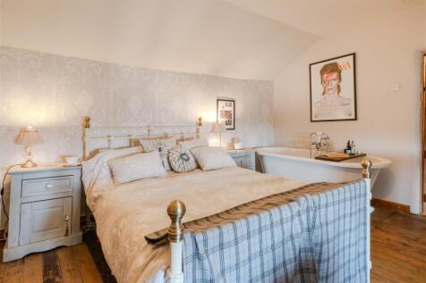 Bedroom 2-4.jpg
