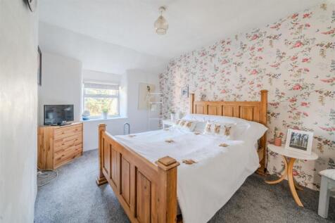 Holiday let-6.jpg