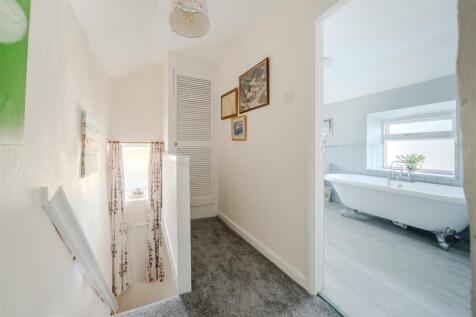 Holiday let-5.jpg