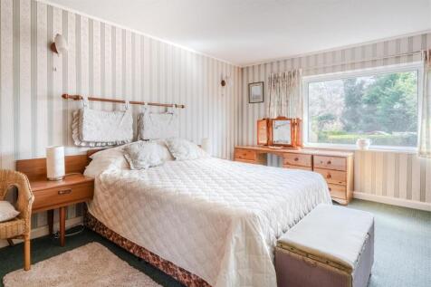 Bedroom 2.jpg