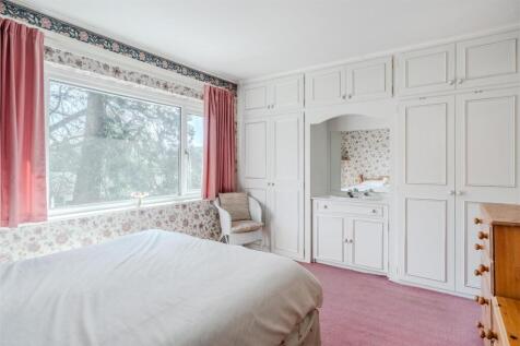 Bedroom 3-2.jpg