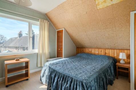Bedroom 4.jpg