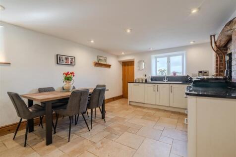 Kitchen - Diner-3.jpg