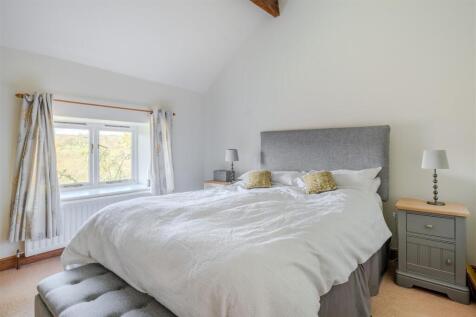 Bedroom 4-3.jpg