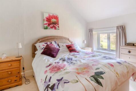 Bedroom 2.jpg