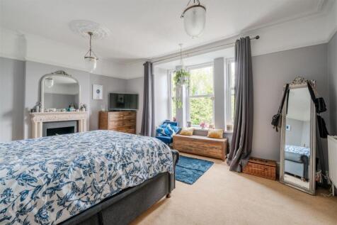 Bedroom 5.jpg