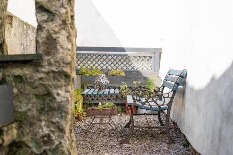 Small Garden-4.jpg
