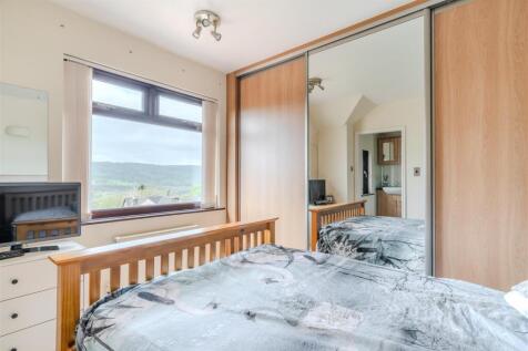 Bedroom1.jpg