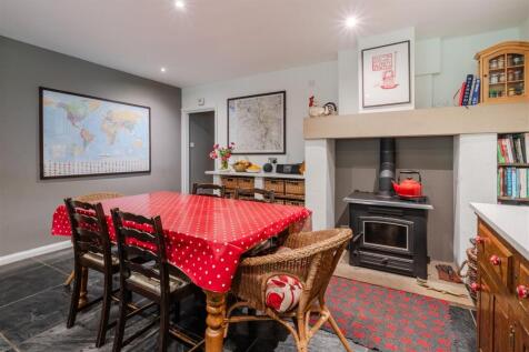 Kitchen-4.jpg