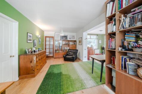 Dining Room.jpg