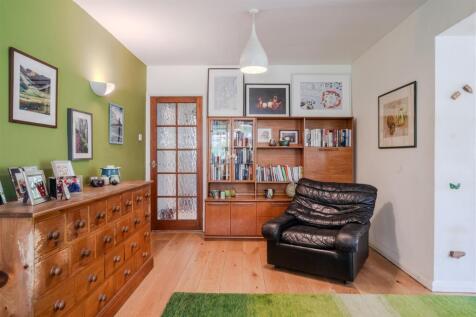Dining Room-2.jpg