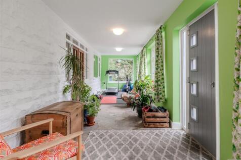 Porch-2.jpg