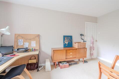 Bedroom1-2.jpg