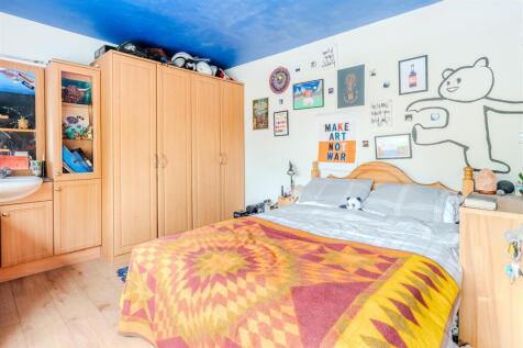 Bedroom2.jpg