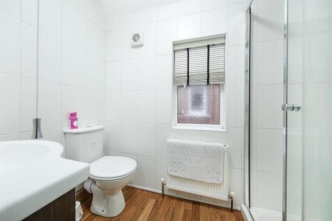 Shower Room2.jpg