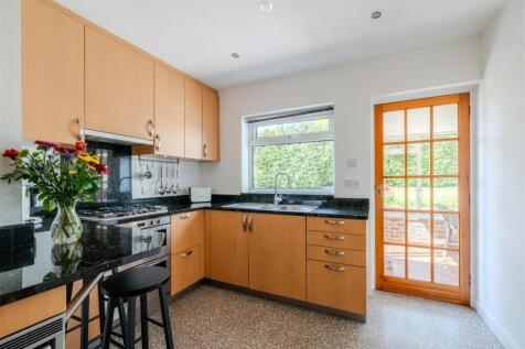 Kitchen.jpg