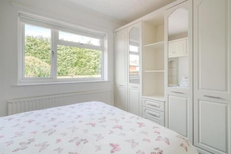 Bedroom3-2.jpg