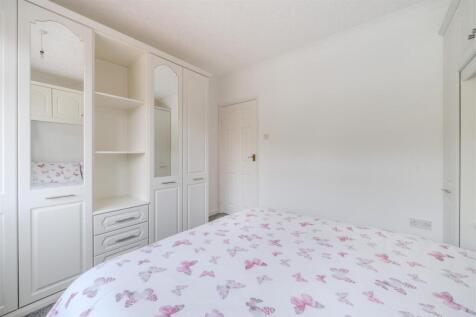 Bedroom3-3.jpg